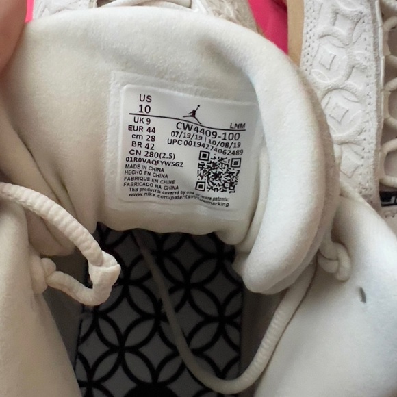 Jordan 13 Retro ‘CNY’ - Picture 8 of 9